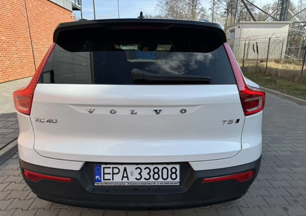 Volvo XC 40 cena 149990 przebieg: 9300, rok produkcji 2021 z Pabianice małe 407